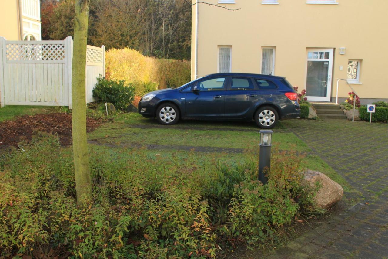 Auszeit Am Lindenpark Apartment Ostseebad Kühlungsborn Exterior foto